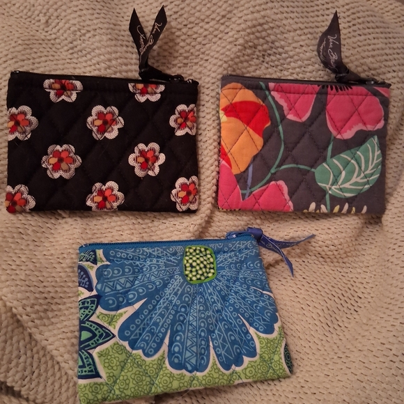 3 Vera Bradley Coin Purses In The Pattern Pirouette,Doodle Daisy,Jazzy Bloom - Picture 1 of 7